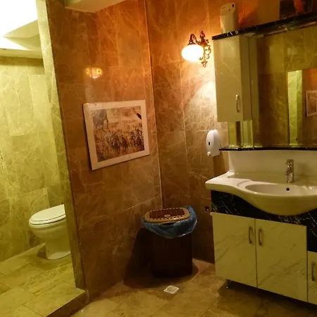 Old Esma Hotel 4*